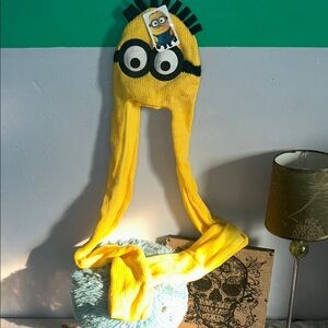 Despicable Me Minion Kids/Adult One Piece Hat with hand pockets at the end